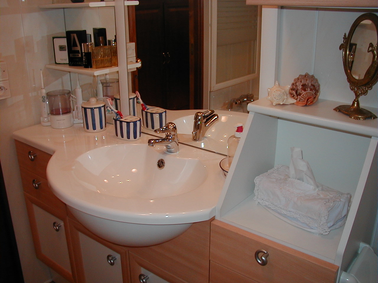 Photos of HDE - Interior: Bathroom
